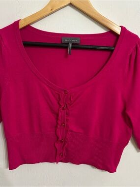 Kristin Davis Fuchsia Ruffle-Trim Button Front Crop Top S
